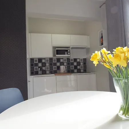 Grand Tourist Goth 1/5 Rajska Str *