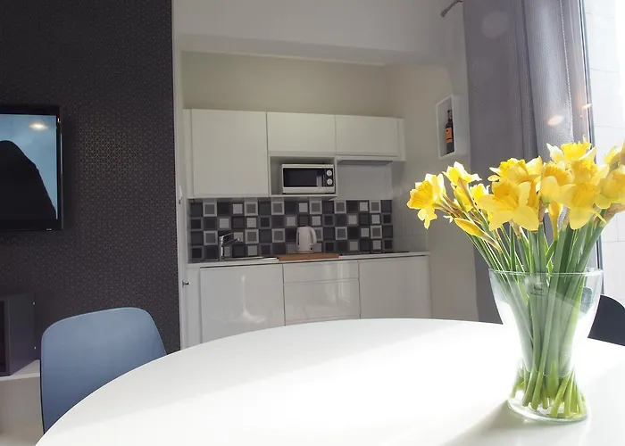 Grand Tourist Goth 1/5 Rajska Str *